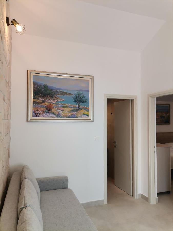 Holiday Batarelo Trogir Eksteriør billede