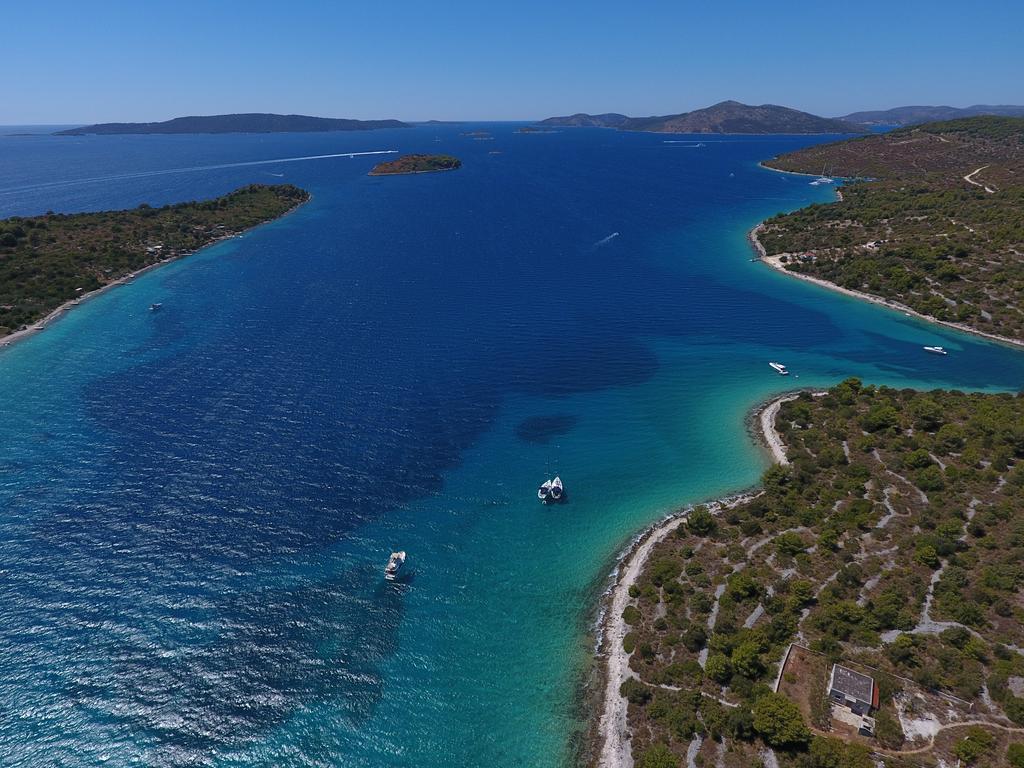 Holiday Batarelo Trogir Eksteriør billede